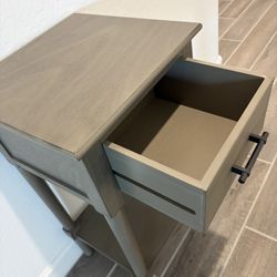  2 Side Tables