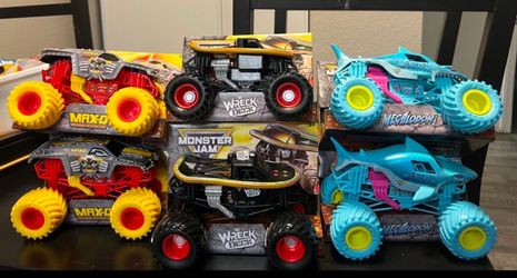 Monster jam 1;24