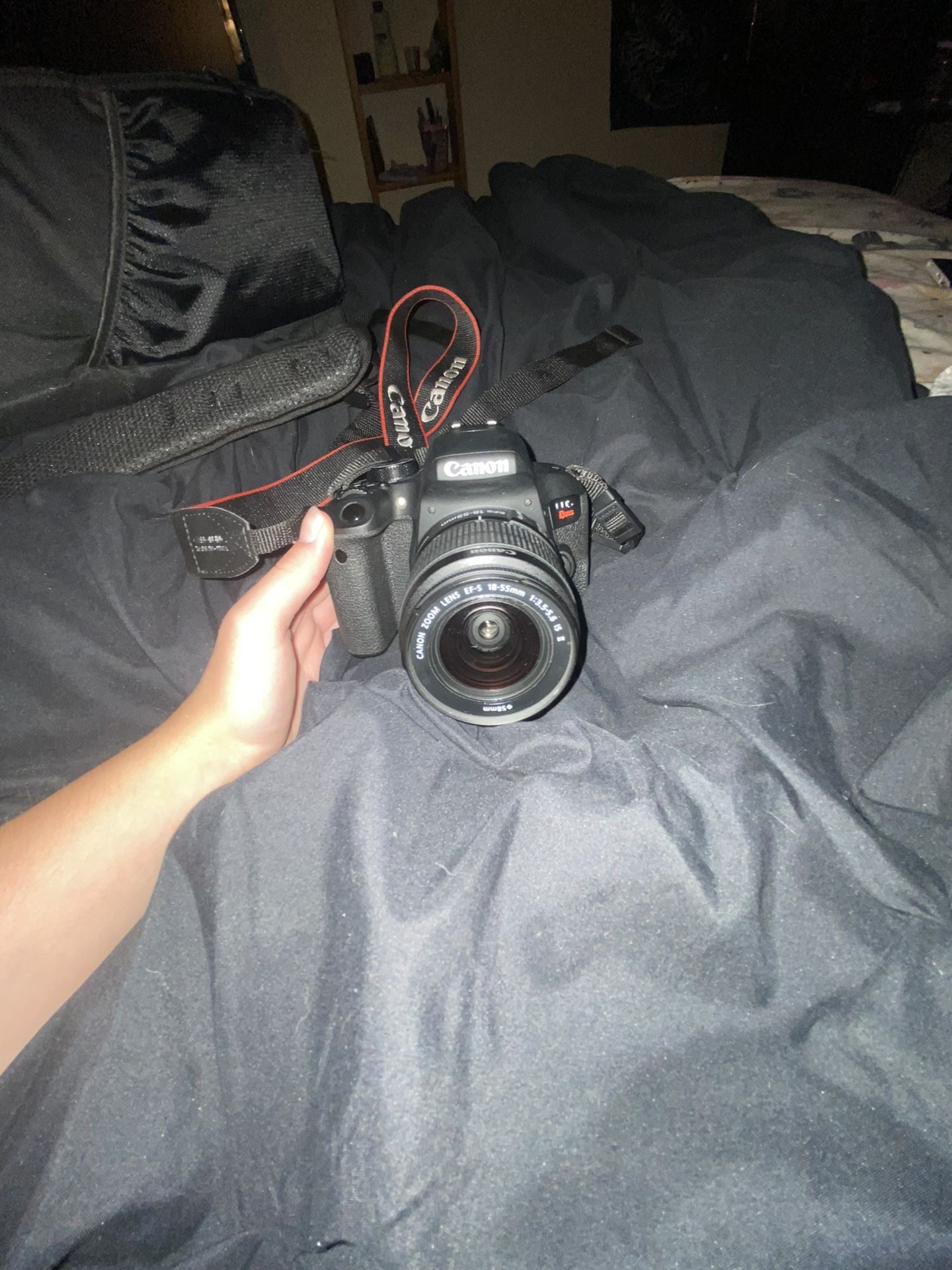 Canon Camera T7I 