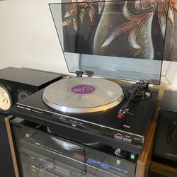 Excellent Vintage Fisher MT-272  Turntable Straight out of the 1980s (Made in Japan)