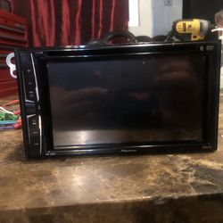 Pioneer Stereo 