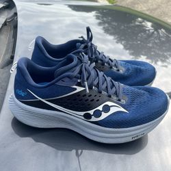 Saucony Ride 17 Size 11