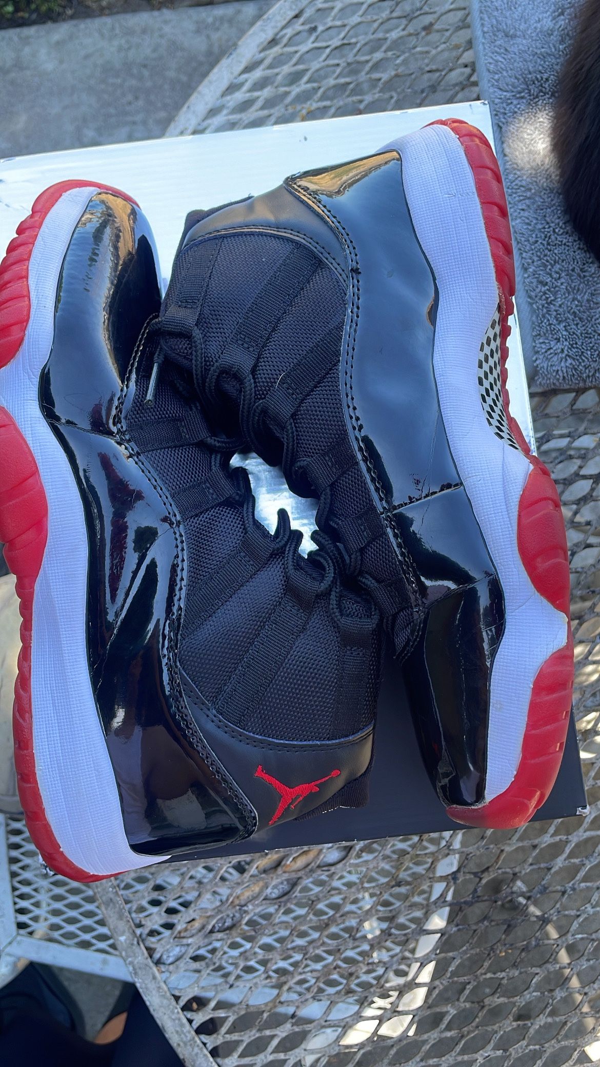 Jordan Bred 11 Size 9.5