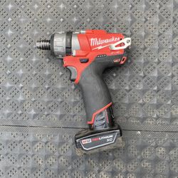 Milwaukee M12 Fuel Screwdriver 