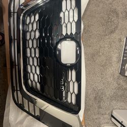 2020 Nissan Altima Grill