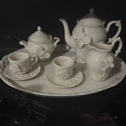 Porcelain Tea Set 