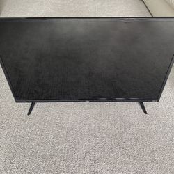 TCL 32” Smart TV