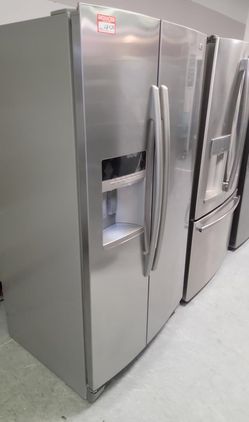 Maytag Side By Side Stainless Steel Refrigerator Fridge
