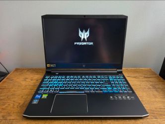 Acer Predator Helios 300 Gaming Laptop i7 11800H RTX 3060 16GB RAM 144Hz