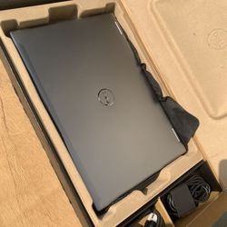 Dell Precision Workstation 7780 17" FHD Display