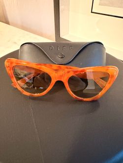 Brand new cat eye tortoise sunglasses never worn - DIFF