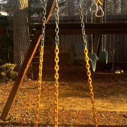 3-Point Tire Swing w/Chains and Ball Swivel Mount