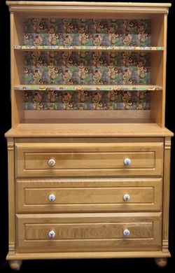 BELLINI 3~DRAWER BABY DRESSER with CUTE ANIMAL KNOBS and DETACHABLE 3~TIER HUTCH