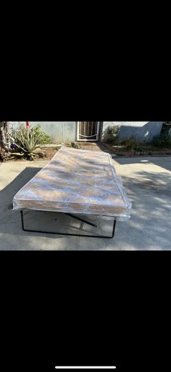 Bed Twin Size