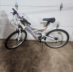 Dynacraft mountain bike