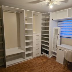 CLOSET ORGANIZER FOR SALE.!