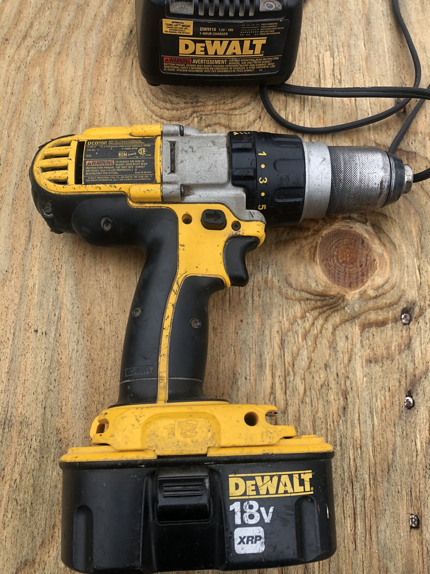 DEWALT DCD950 18V Cordless Hammer Drill Kit