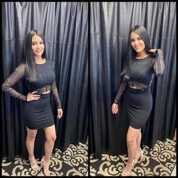 New Women's Dress Available In Size Small And Medium 