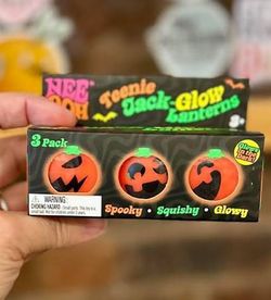 Needoh  Teenie Jack-Glow Lanterns