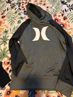 Hurley hoodie size  kids size medium new