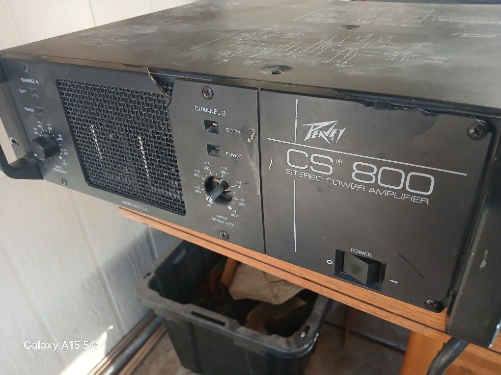 Peavy CS 800 Working Amp