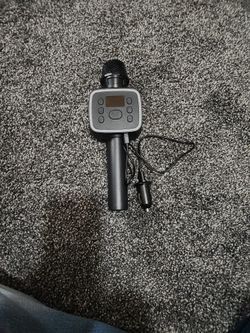 Bluetooth Car Karoke Microphone