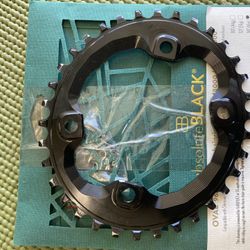 Absolute Black 34T oval chainring