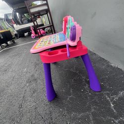 Toddler Play Desk