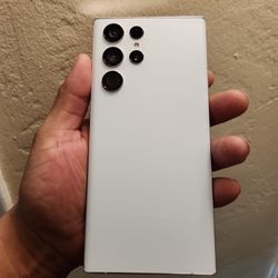 Samsung Galaxy S22 Ultra 