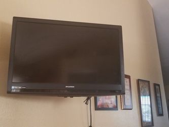 32 Inch TV