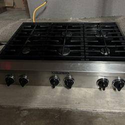 Kitchen Aid 6 Burner Top Range 