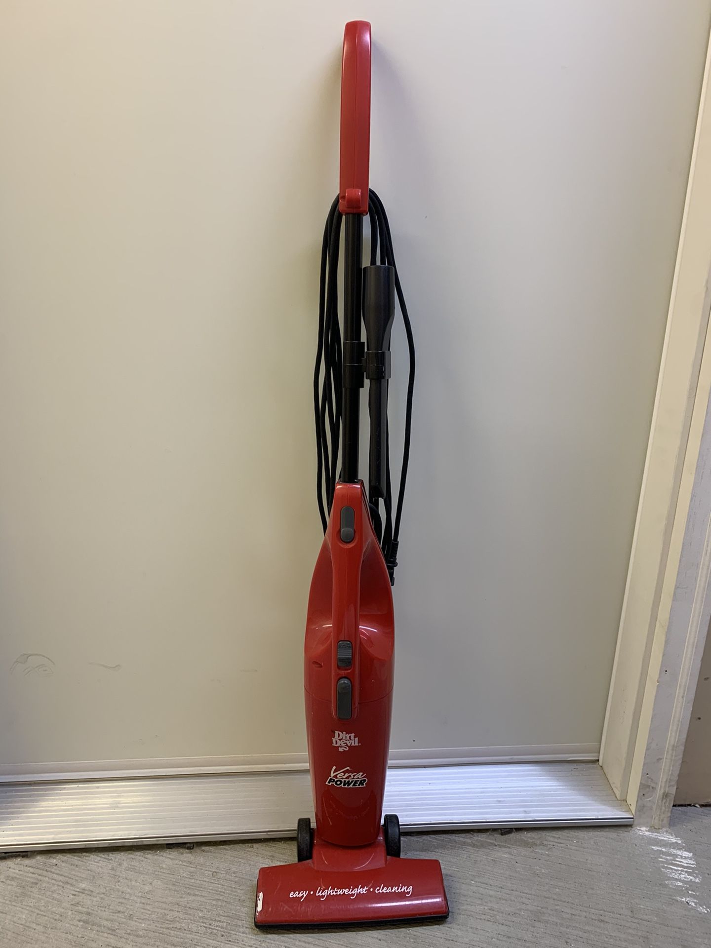 Dirt Devil Vacuum