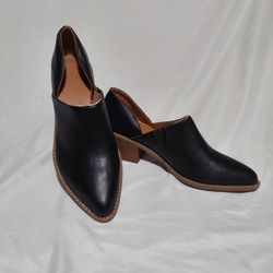 UNIVERSAL THREAD BLACK FAUX LEATHER BOOTIES SHOES SIZE11