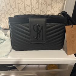 Steve Madden Black Wristlet