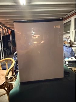 Magic Chef Mini Fridge
