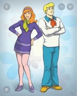 Scooby Doo Characters: Fred and Daphne Costumes