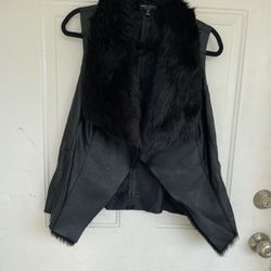 Romeo & Juliet Couture Fur Vest size M
