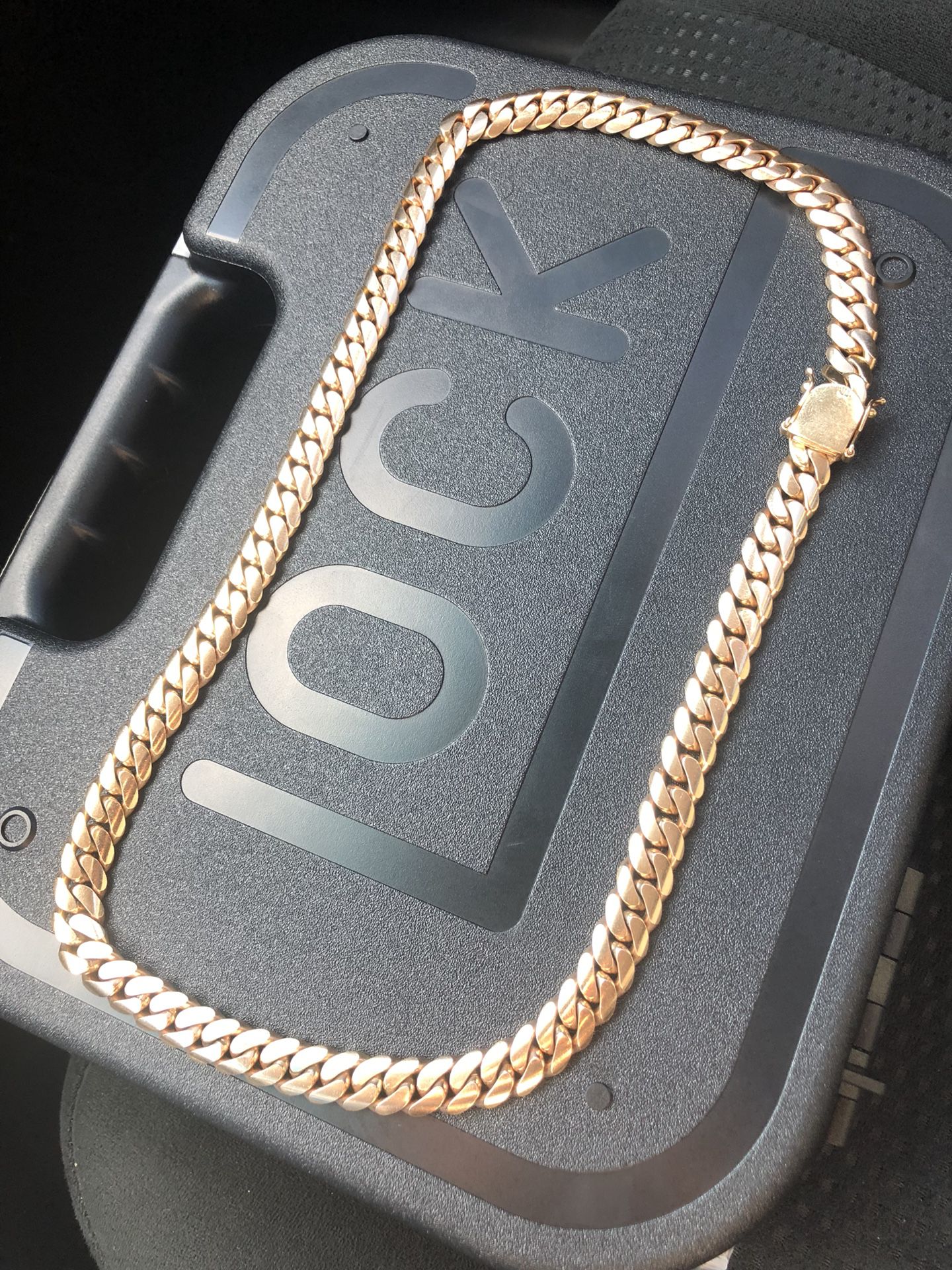 CUBAN LINK GOLD CHAIN SOLID