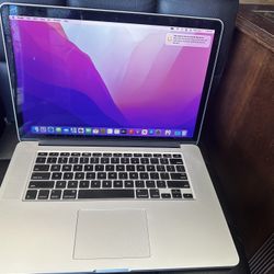 Macbook Pro Retina 15 inches- MacOS Monterey 