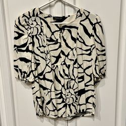 🖤 Beautiful black & white bold design print blouse shirt with gathered sleeves