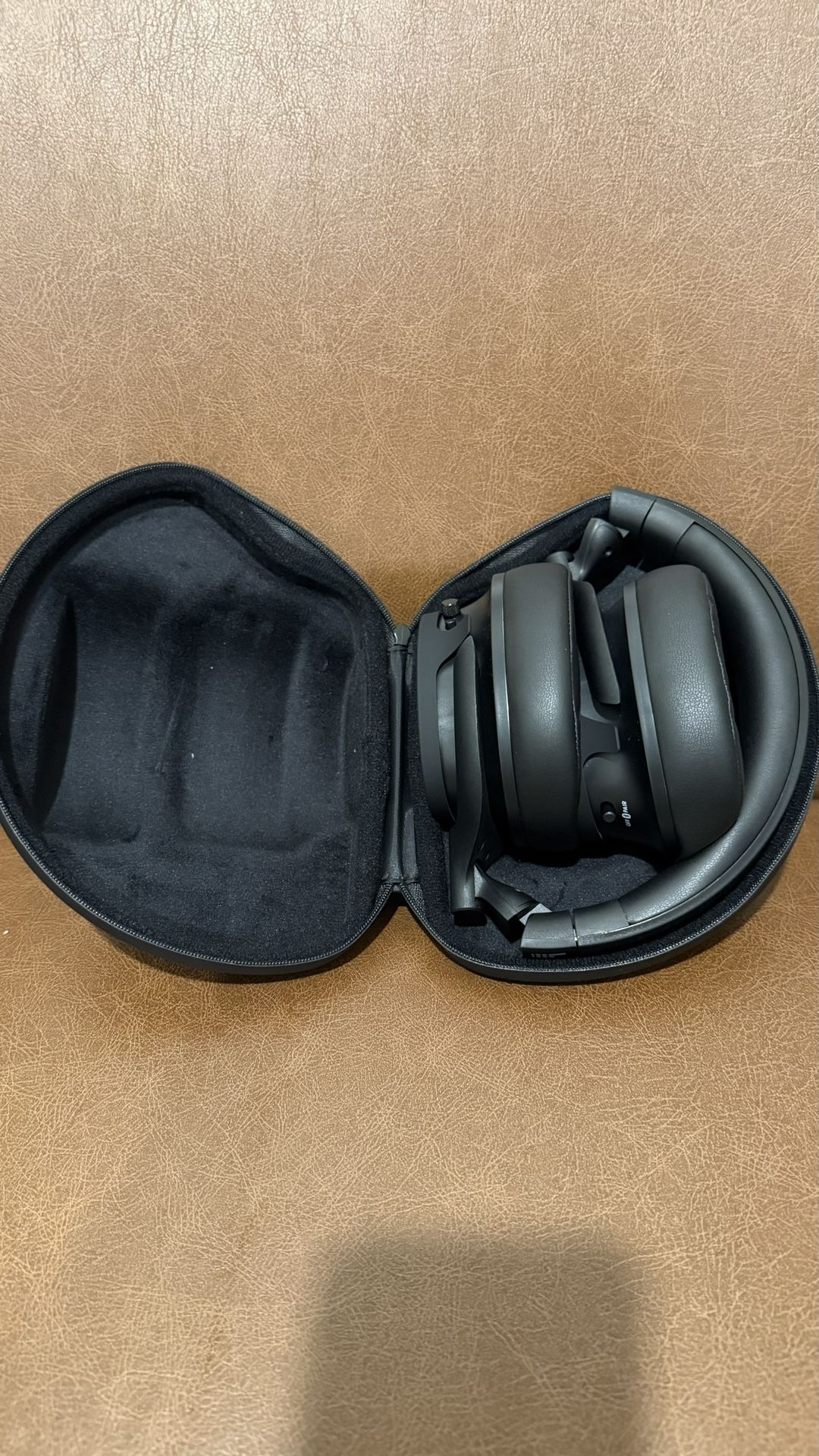 New Heavys H1H Headphones, NEW, Open Box