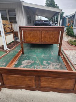 California king /king bed frame