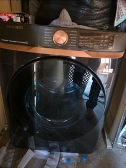 7.5 cu. ft. Smart Electric Dryer with Steam Sanitize+ and Sensor Dry in Brushed Black