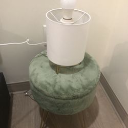 Ottoman With Lamp & Storage 
