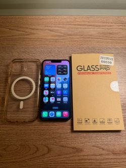 iPhone 13 (Unlocked) With 100% Battery Capacity And Warranty