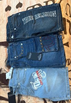 3 > Size 10 in Boys Shorts ( True Religion )