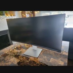 Dell monitor
34" curved