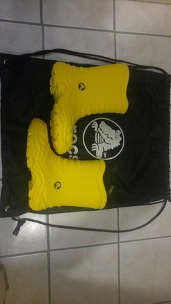 Crocs boots for kids