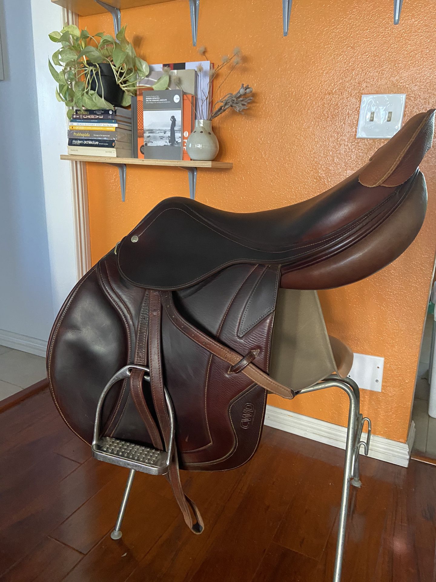 CWD SE02 saddle