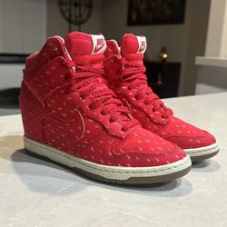 Nike Dunk Sky Hi Hidden Wedge Lace Up Women's Size 8.5 Sneaker Shoe Hyper Red